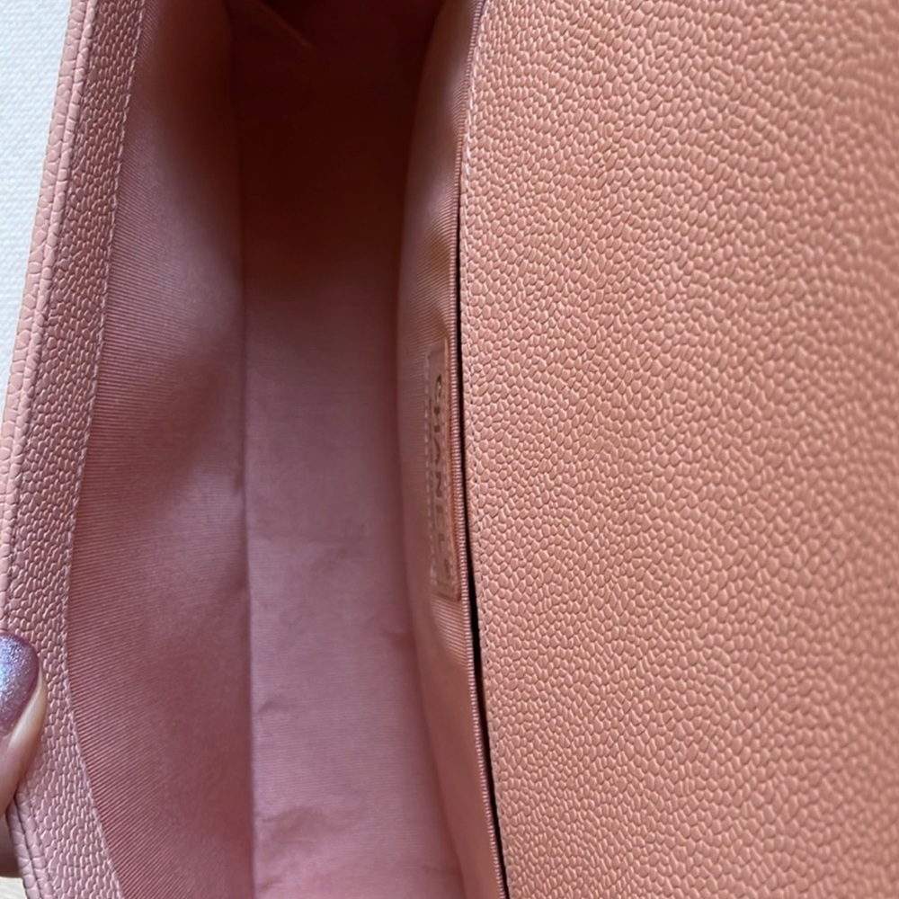 🌸CHANEL caviar quilted Medium Boy - Sakura pink🌸 - Picture 9 of 13